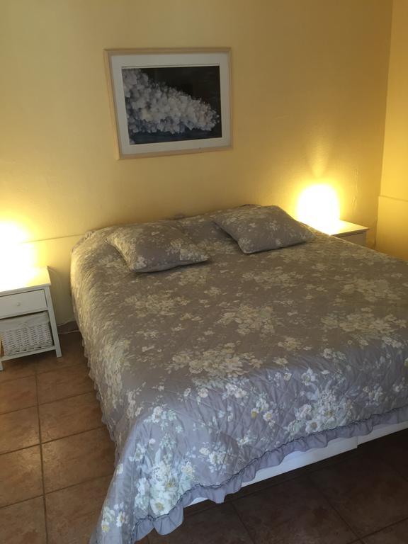Gil'S Guest Rooms Neve Zohar Eksteriør billede